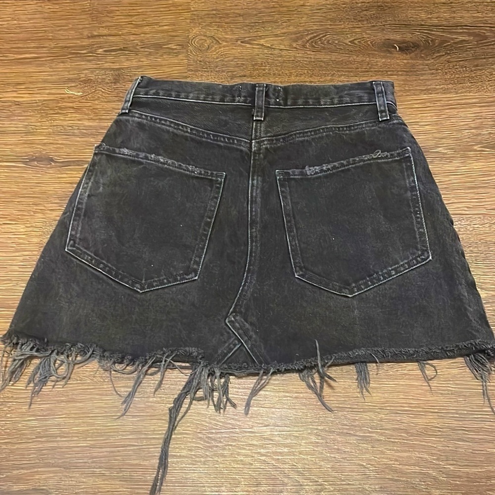 AGOLDE Quinn Distressed Denim Mini Skirt - Picture 4 of 12